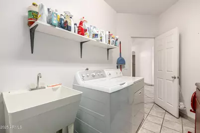 8828 S 16th Street, Phoenix, AZ 85042 - Photo 34