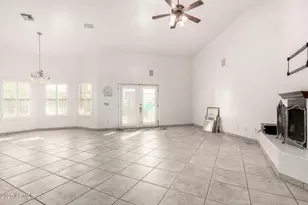 8828 S 16th St, Phoenix, AZ 85042 - Photo 24