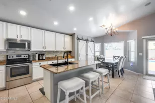 7435 W Trails Dr, Glendale, AZ 85308 - Photo 4