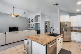7435 W Trails Dr, Glendale, AZ 85308 - Photo 20