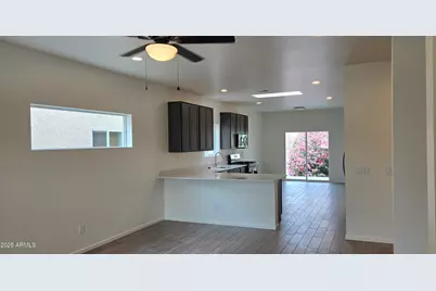 307 S Meadowood Lane, Sierra Vista, AZ 85635 - Photo 4