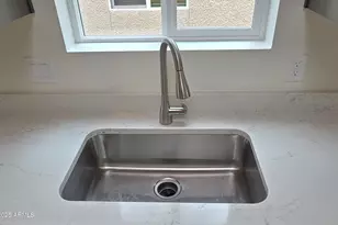 307 S Meadowood Ln, Sierra Vista, AZ 85635 - Photo 8