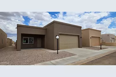 307 S Meadowood Lane, Sierra Vista, AZ 85635 - Photo 2