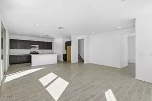 25204 N 165th Ln, Surprise, AZ 85387 - Photo 14