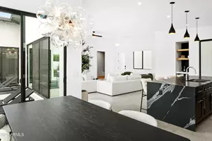 4002 N 33rd Pl, Phoenix, AZ 85018 - Photo 12