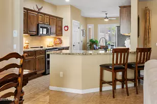 18634 N Paloma Ct, Surprise, AZ 85387 - Photo 8