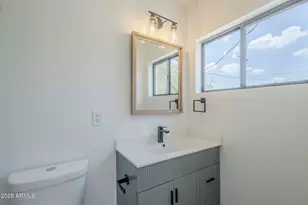 3609 E Palm Ln, Phoenix, AZ 85008 - Photo 12