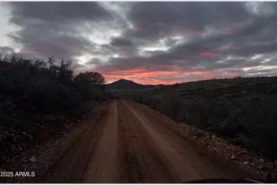 9790 E Antrim Road #18, Dewey, AZ 86327 - Photo 2