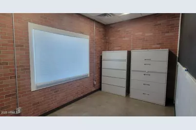 420 W Mahoney Avenue, Mesa, AZ 85210 - Photo 8