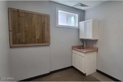 420 W Mahoney Avenue, Mesa, AZ 85210 - Photo 10