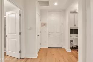 5450 E Deer Valley Dr, Phoenix, AZ 85054 - Photo 6