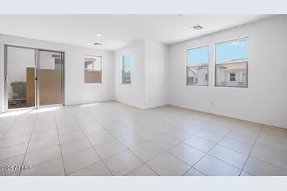 14669 W Sand Hills Road, Surprise, AZ 85387 - Photo 12