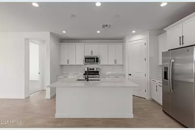 16967 W Allen Street, Goodyear, AZ 85338 - Photo 2