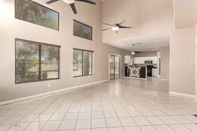 7029 S Golfside Lane, Phoenix, AZ 85042 - Photo 8