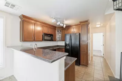 5749 S 21st Terrace, Phoenix, AZ 85040 - Photo 2