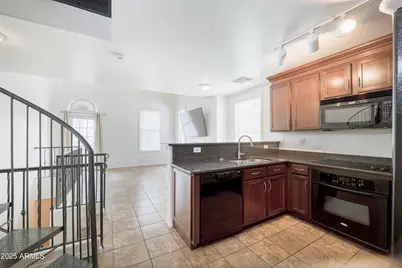 5749 S 21st Terrace, Phoenix, AZ 85040 - Photo 6