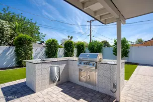 8318 E Sells Dr, Scottsdale, AZ 85251 - Photo 24