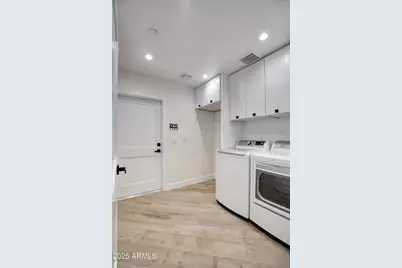 8318 E Sells Drive, Scottsdale, AZ 85251 - Photo 20