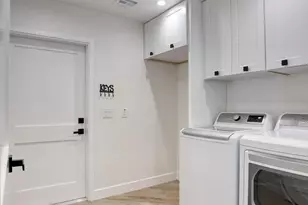 8318 E Sells Dr, Scottsdale, AZ 85251 - Photo 20