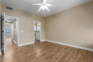 4465 E Paradise Vlg Pkwy S, Phoenix, AZ 85032 - Photo 14