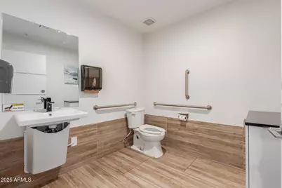 4310 N 75th Street, Scottsdale, AZ 85251 - Photo 8