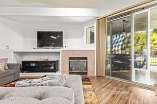 7031 S 32nd Pl, Phoenix, AZ 85042 - Photo 8