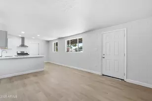 3914 W Palm Ln, Phoenix, AZ 85009 - Photo 8