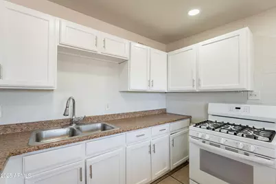 3914 W Palm Lane, Phoenix, AZ 85009 - Photo 6