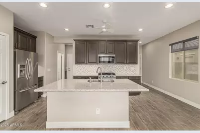 16756 S 181st Lane, Goodyear, AZ 85338 - Photo 14