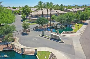 705 W Queen Creek Rd, Chandler, AZ 85248 - Photo 48