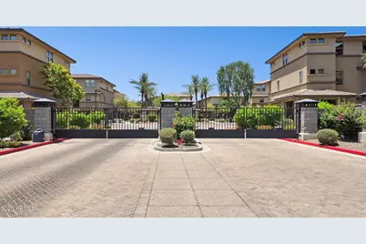 17850 N 68th Street #2138, Phoenix, AZ 85054 - Photo 32