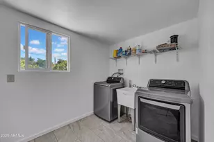 11025 W Cherry Hills Drive West, Sun City, AZ 85351 - Photo 10