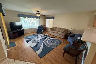 8255 E Kiva Ave, Mesa, AZ 85209 - Photo 4