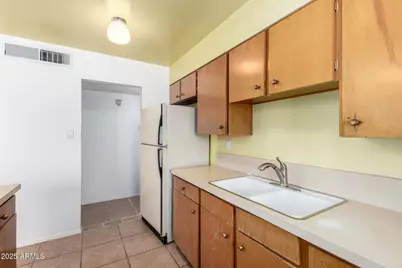 230 E Fairmont Drive, Tempe, AZ 85282 - Photo 16