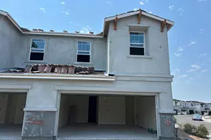 5815 E Covey, Phoenix, AZ 85054 - Photo 1