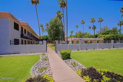 1248 S Vineyard #Apt 2, Mesa, AZ 85210 - Photo 8