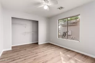 1642 E Desert Ln, Phoenix, AZ 85042 - Photo 14