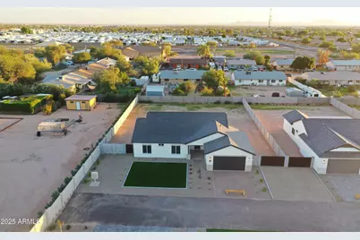 11263 E Crescent Avenue, Mesa, AZ 85208 - Photo 2