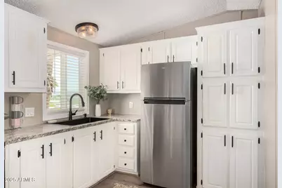 12811 N 19th Place, Phoenix, AZ 85022 - Photo 14