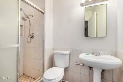 6426 W Mulberry Drive, Phoenix, AZ 85033 - Photo 12