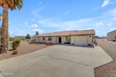 66816 Washburn Way, Salome, AZ 85348 - Photo 2