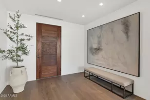 6587 N Palmeraie Blvd, Paradise Valley, AZ 85253 - Photo 2