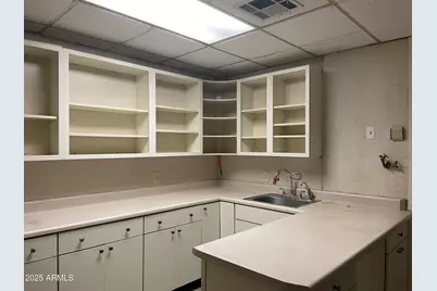 8233 W Indian School Road, Phoenix, AZ 85033 - Photo 18