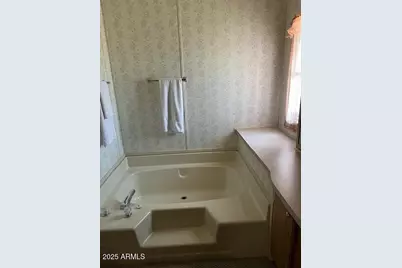 725 W Smoketree Road, Wickenburg, AZ 85390 - Photo 8