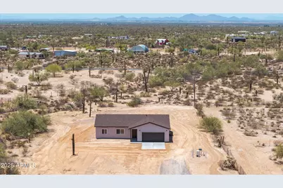 10772 N Biznaga Street, Florence, AZ 85132 - Photo 2