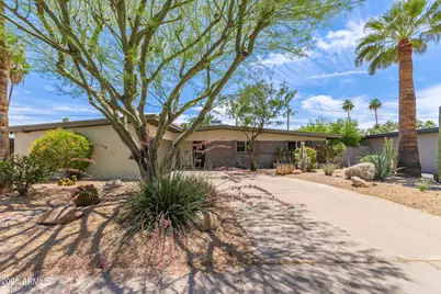 3707 E Laurel, Phoenix, AZ 85028 - Photo 1