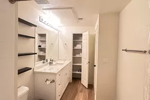 5345 E Van Buren St, Phoenix, AZ 85008 - Photo 8