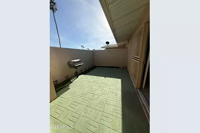 14023 N Newcastle Drive, Sun City, AZ 85351 - Photo 2