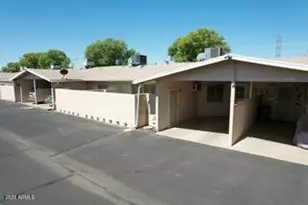 14023 N Newcastle Dr, Sun City, AZ 85351 - Photo 10