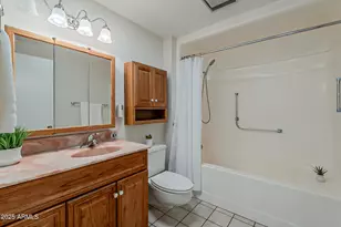 10514 W Willowcreek Circle, Sun City, AZ 85373 - Photo 28